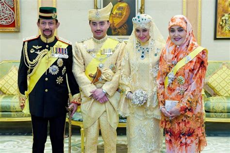 Pinakamatandang anak ng sultan ng brunei